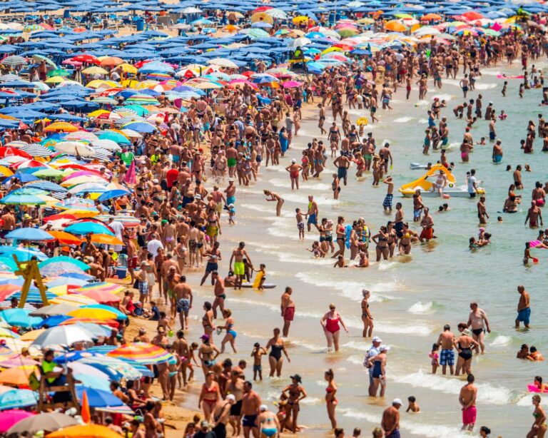 Impacto del turismo en comunidades locales: un desafío creciente