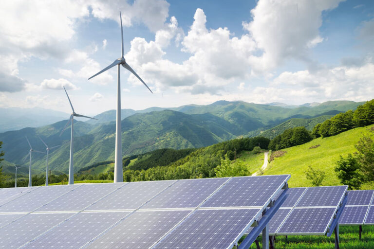 Sostenibilidad en energía solar: Recuperación y futuro verde